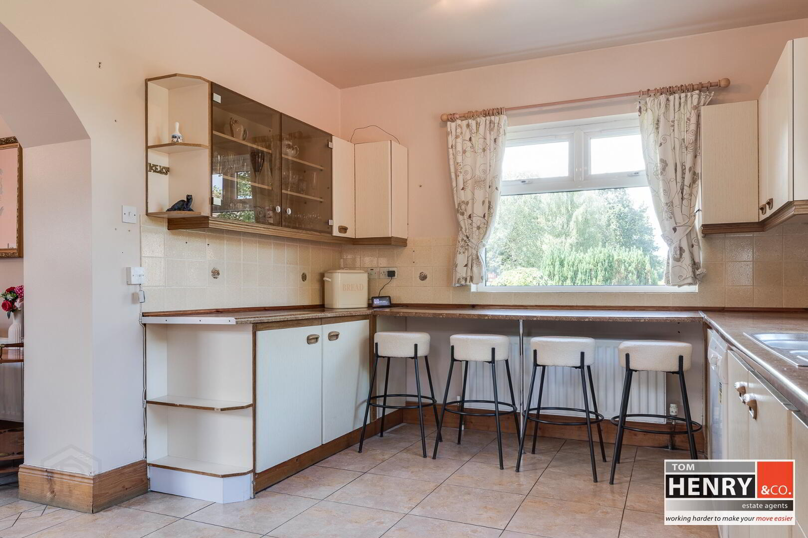 "Ledlie Villa", 60 Dungannon Road 16 of 54
