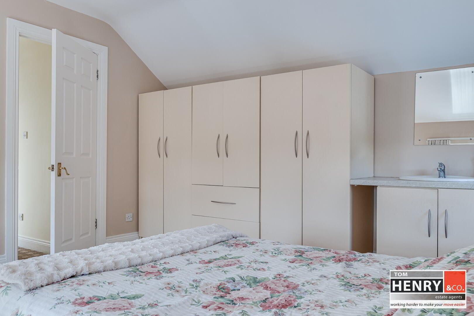 "Ledlie Villa", 60 Dungannon Road 34 of 54