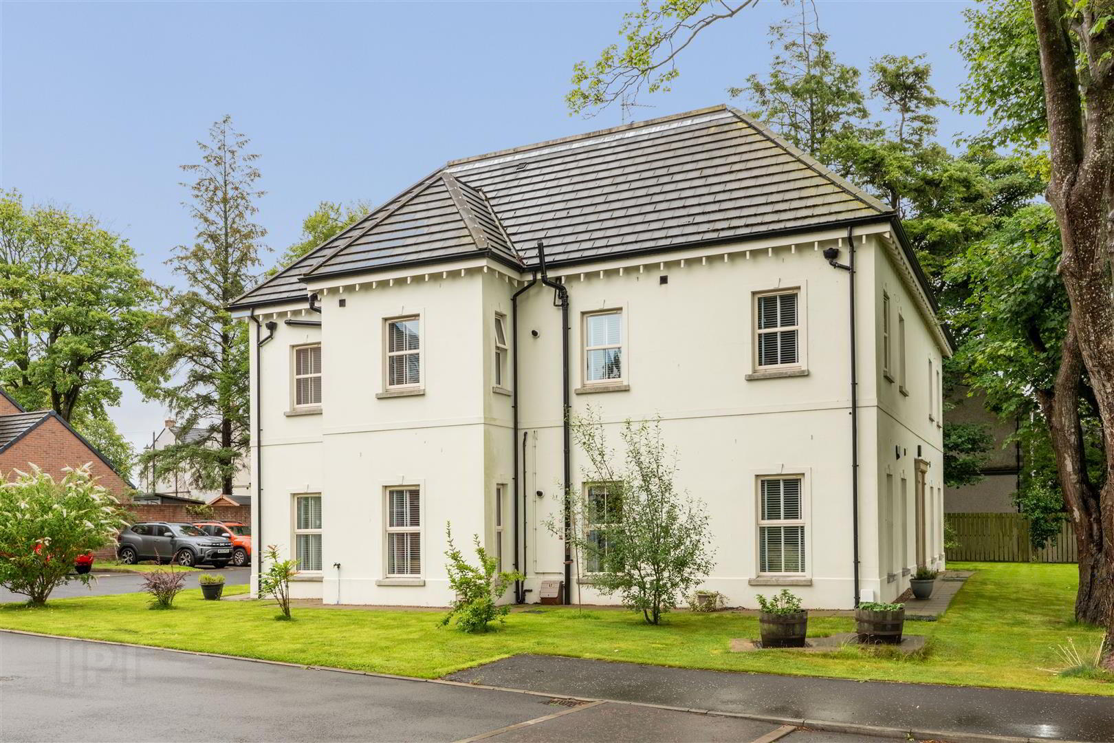 property description image