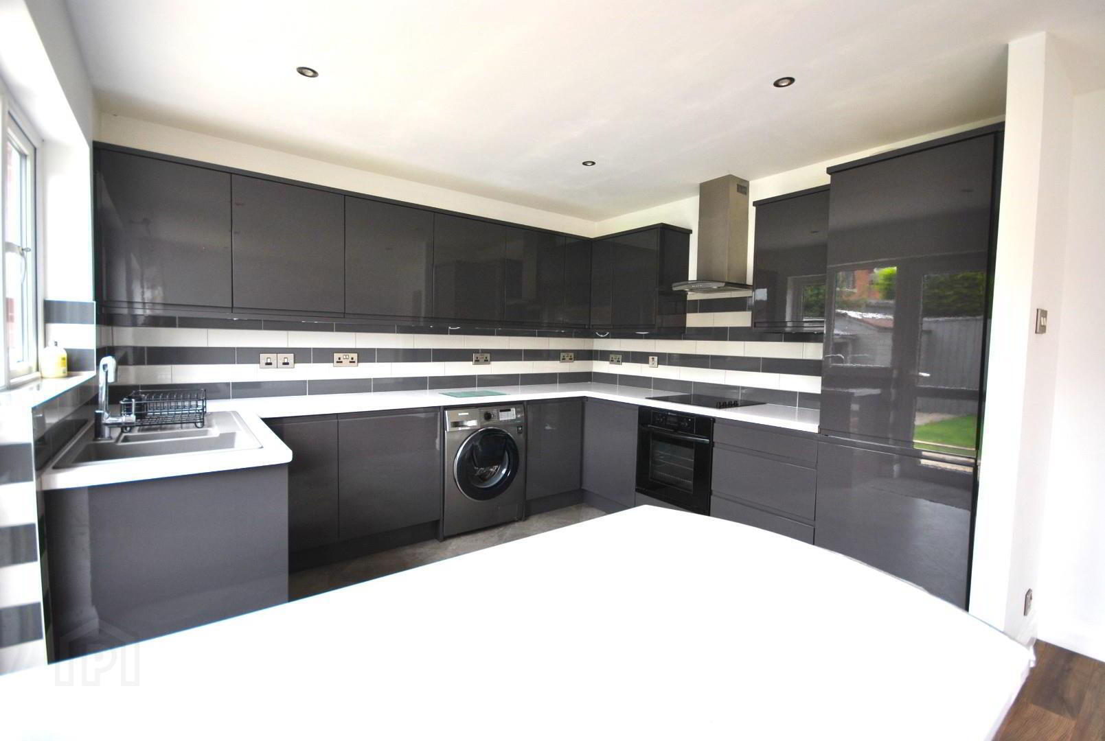 20 Brookvale Avenue 3 of 11