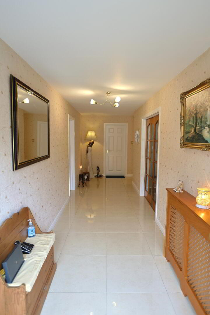 14 Rathview 2 of 36