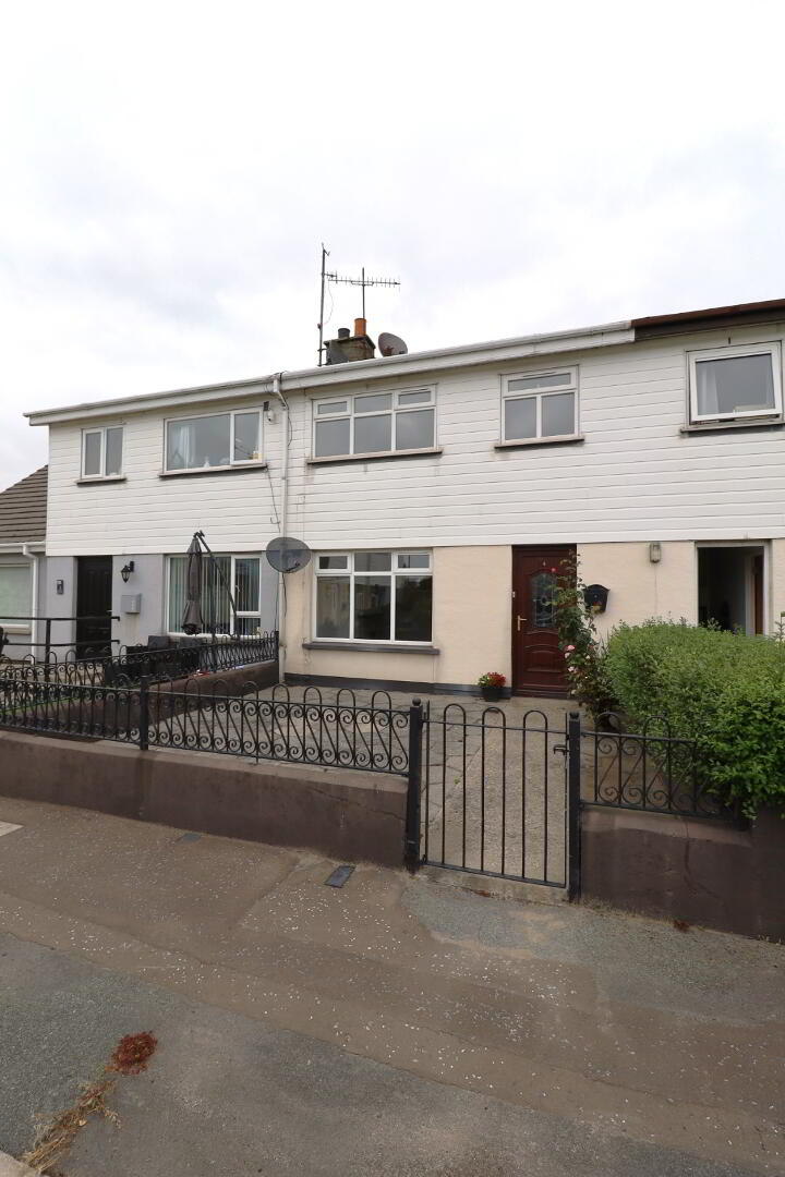 4 Donard Crescent 2 of 34