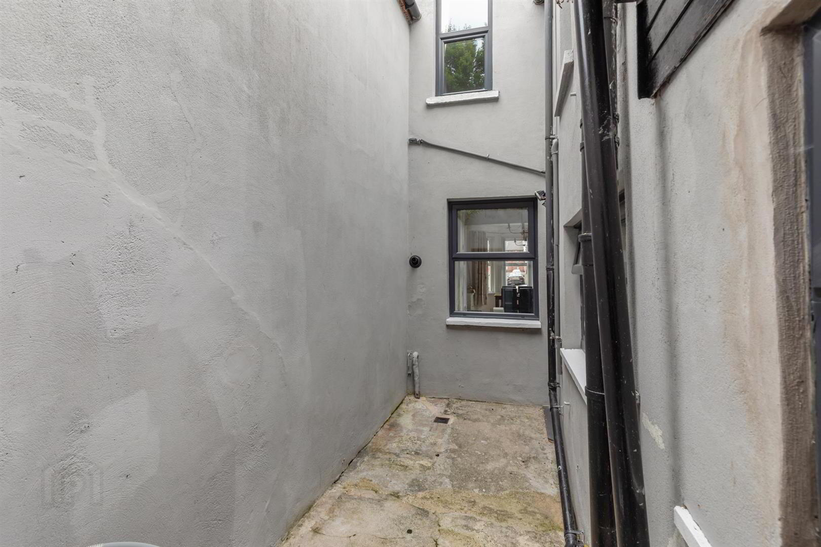 65 Bloomfield Avenue 25 of 25