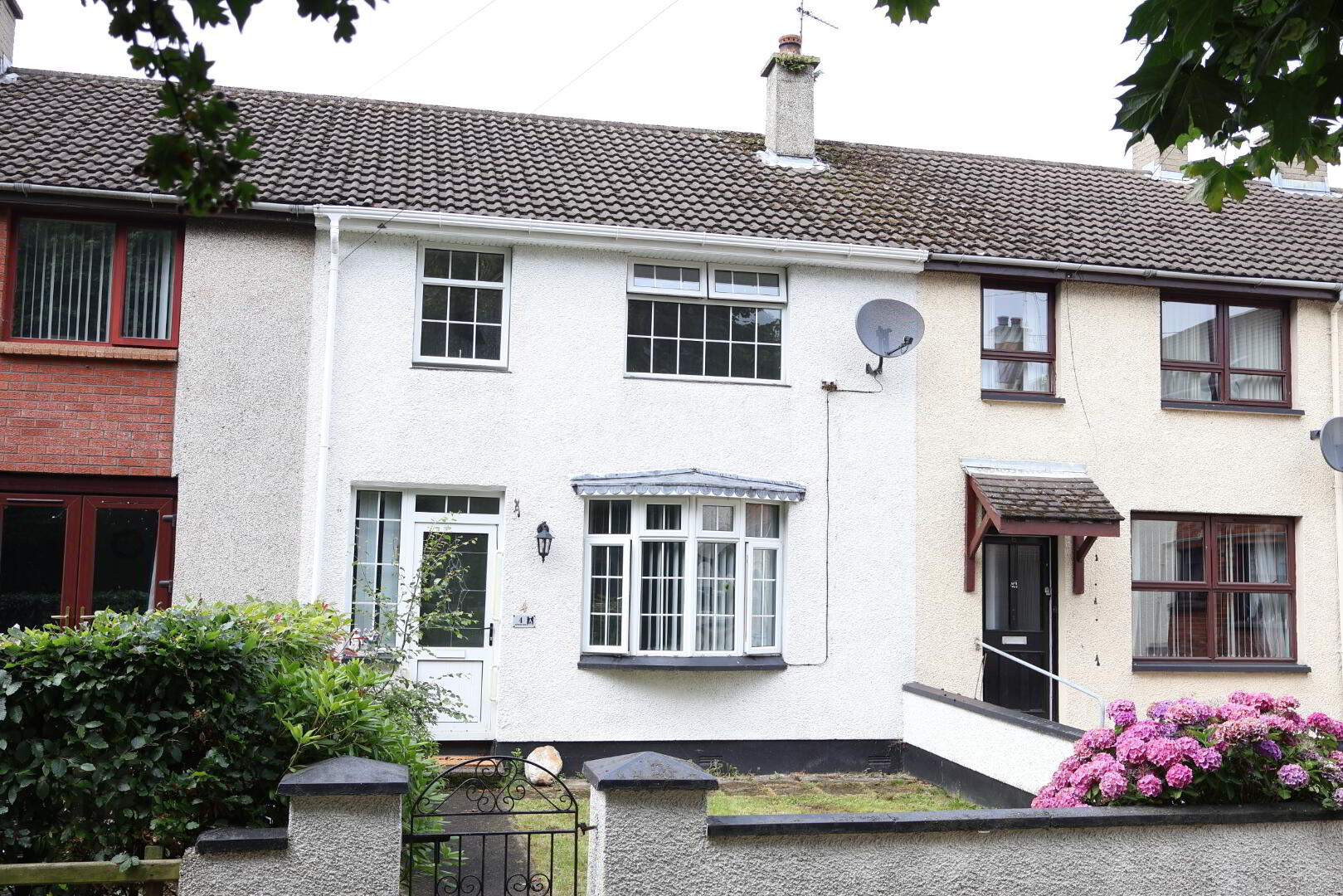 4 Rathbrady Road 1 of 12