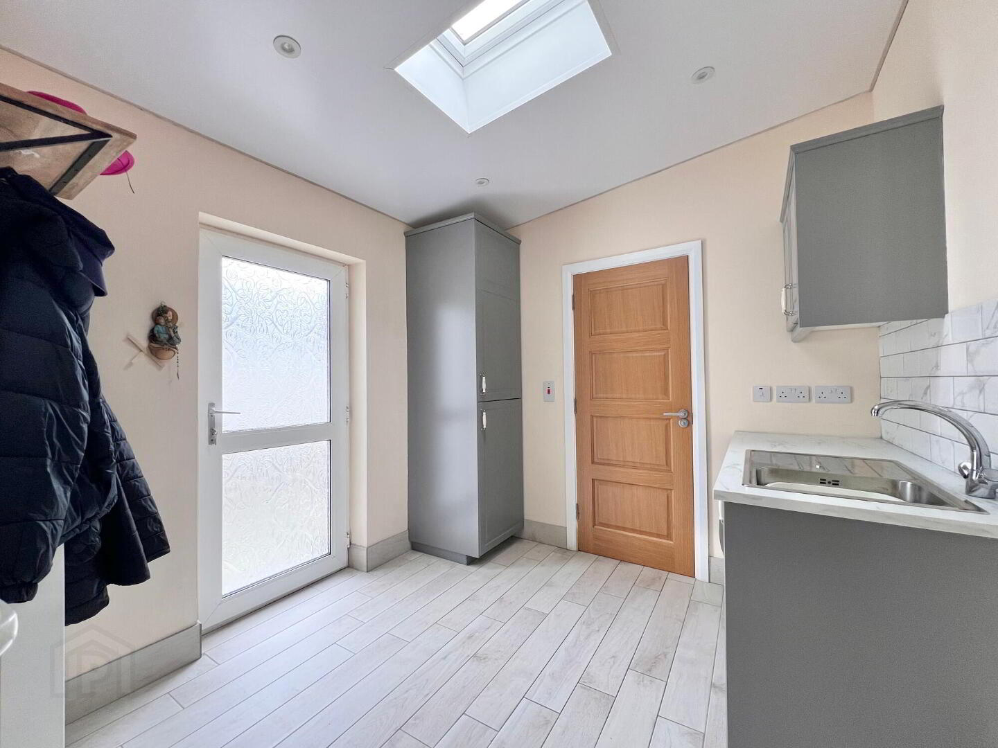 70 Bann Road 10 of 26