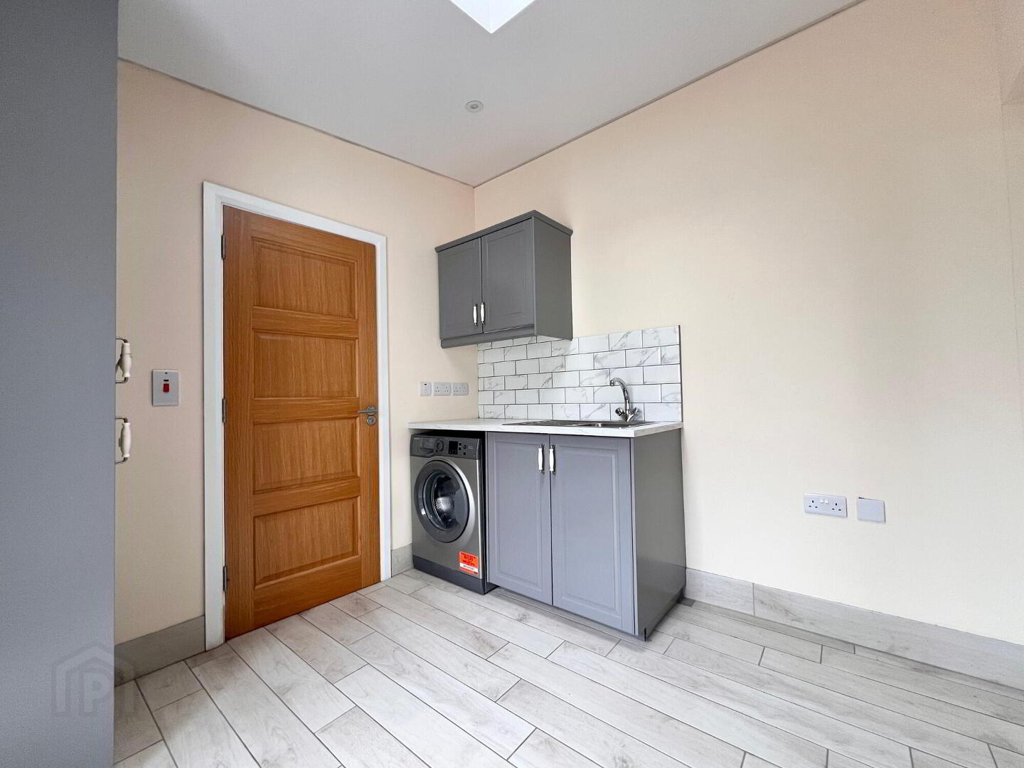 70 Bann Road 11 of 26