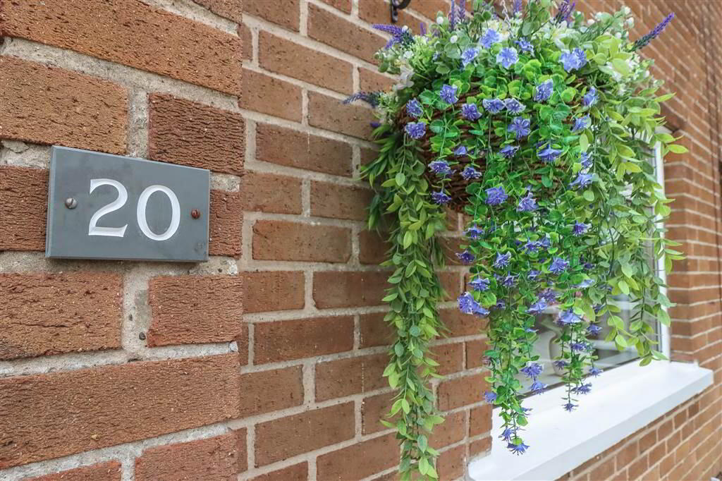 20 Brooklands Drive 4 of 19
