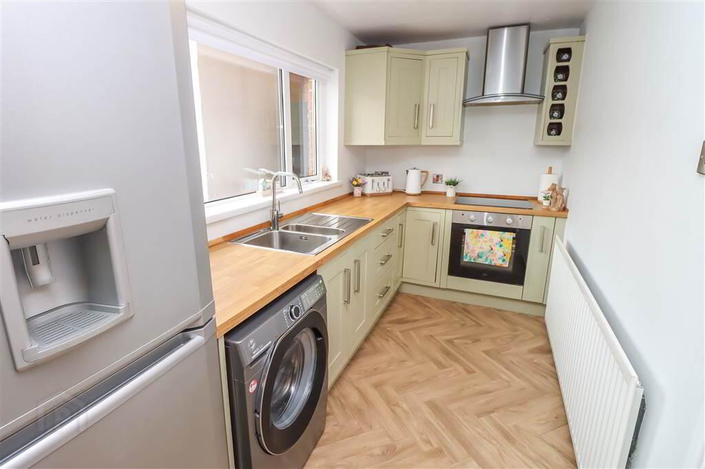 20 Brooklands Drive 8 of 19