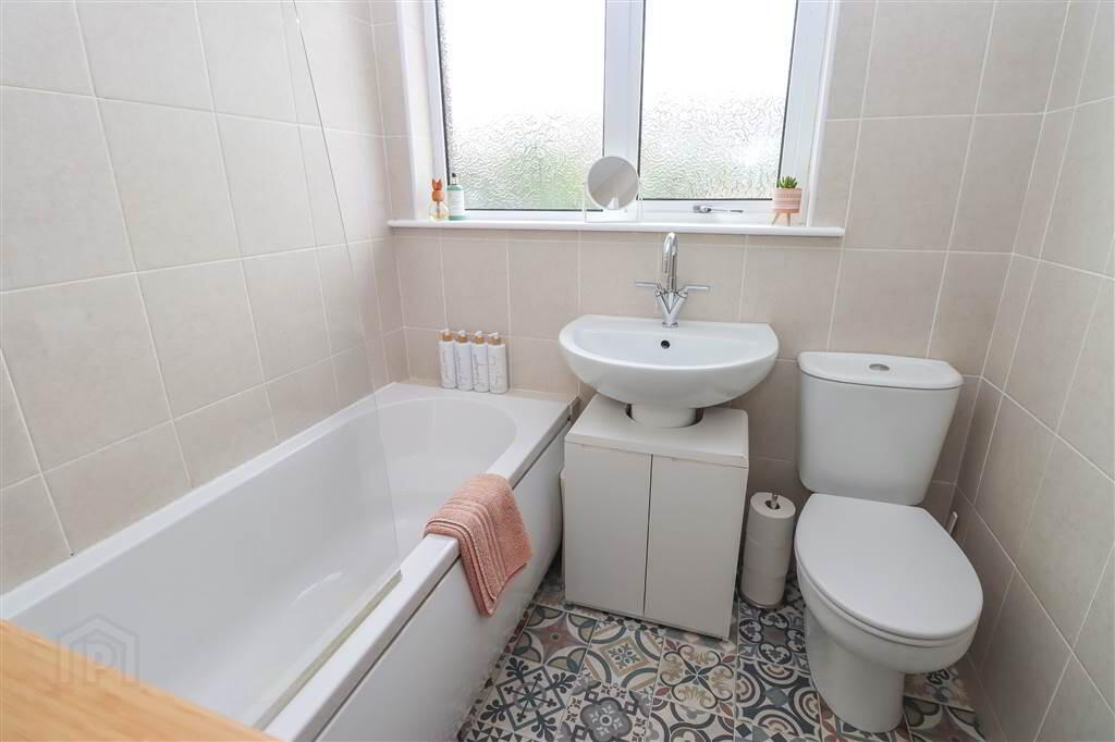 20 Brooklands Drive 15 of 19