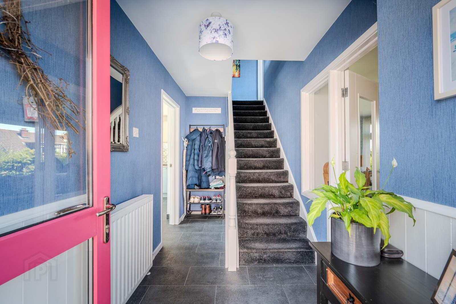 16 Sherwood Road 2 of 18