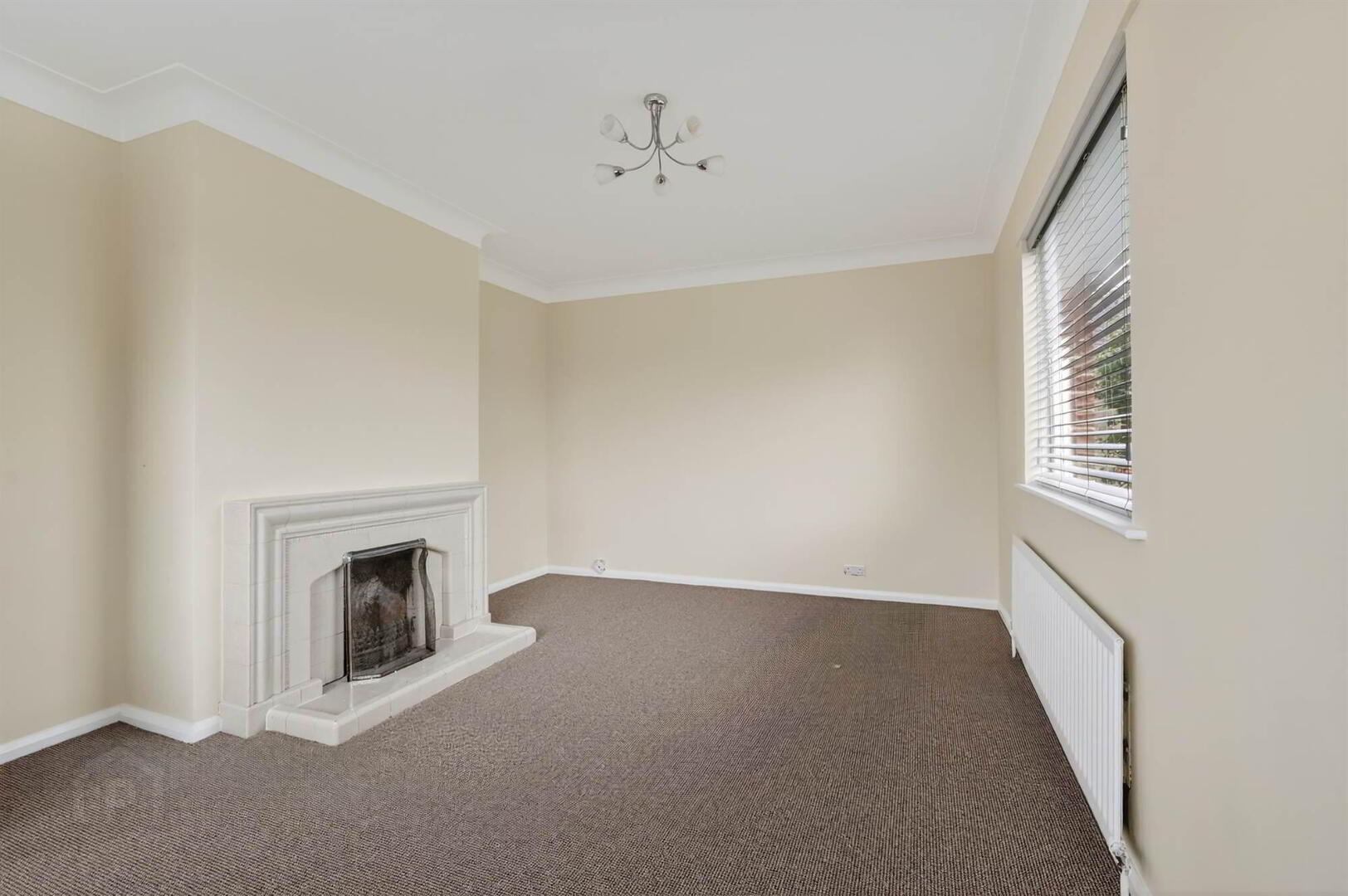 39 Quarterlands Road 6 of 22