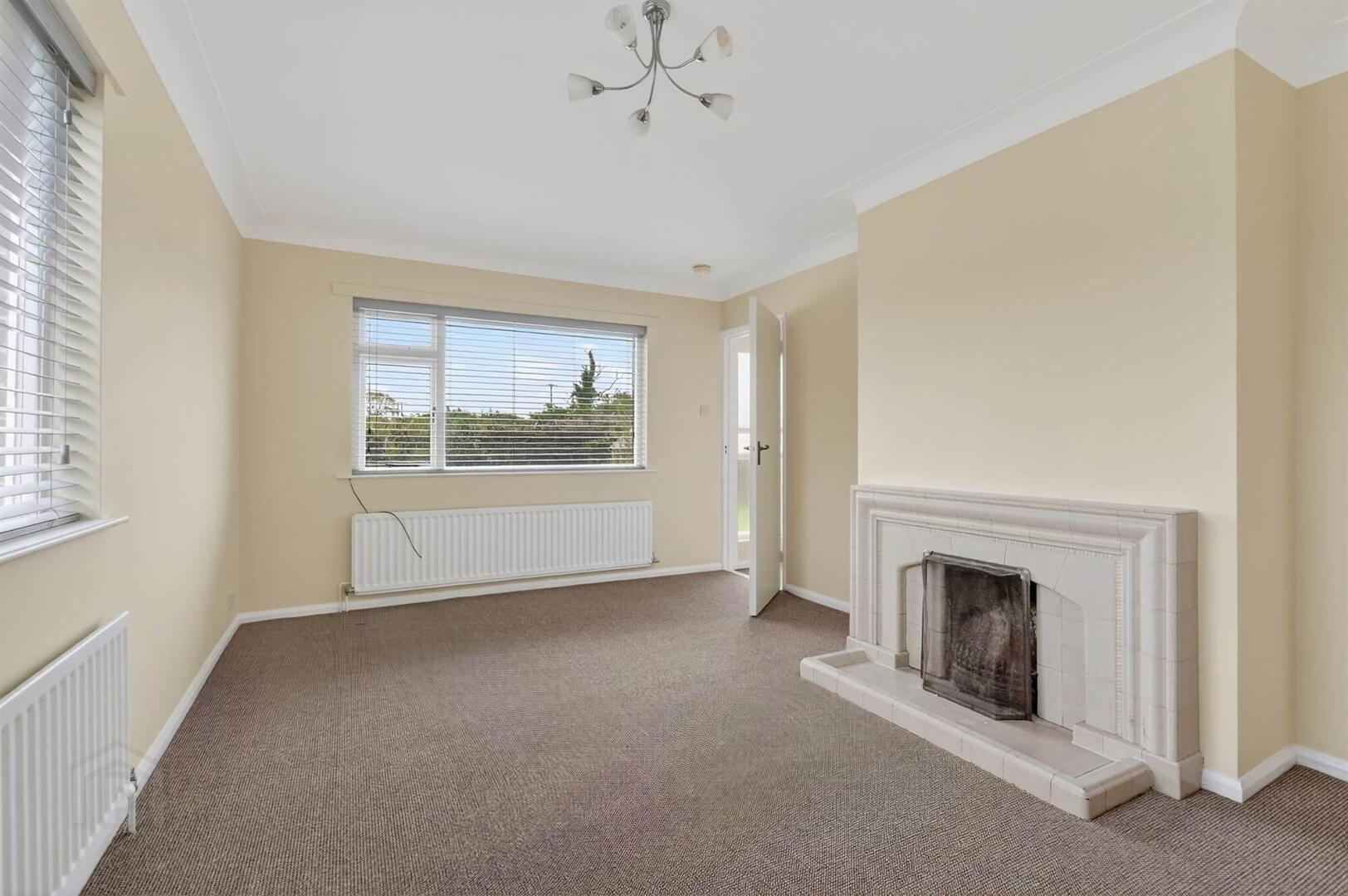 39 Quarterlands Road 7 of 22