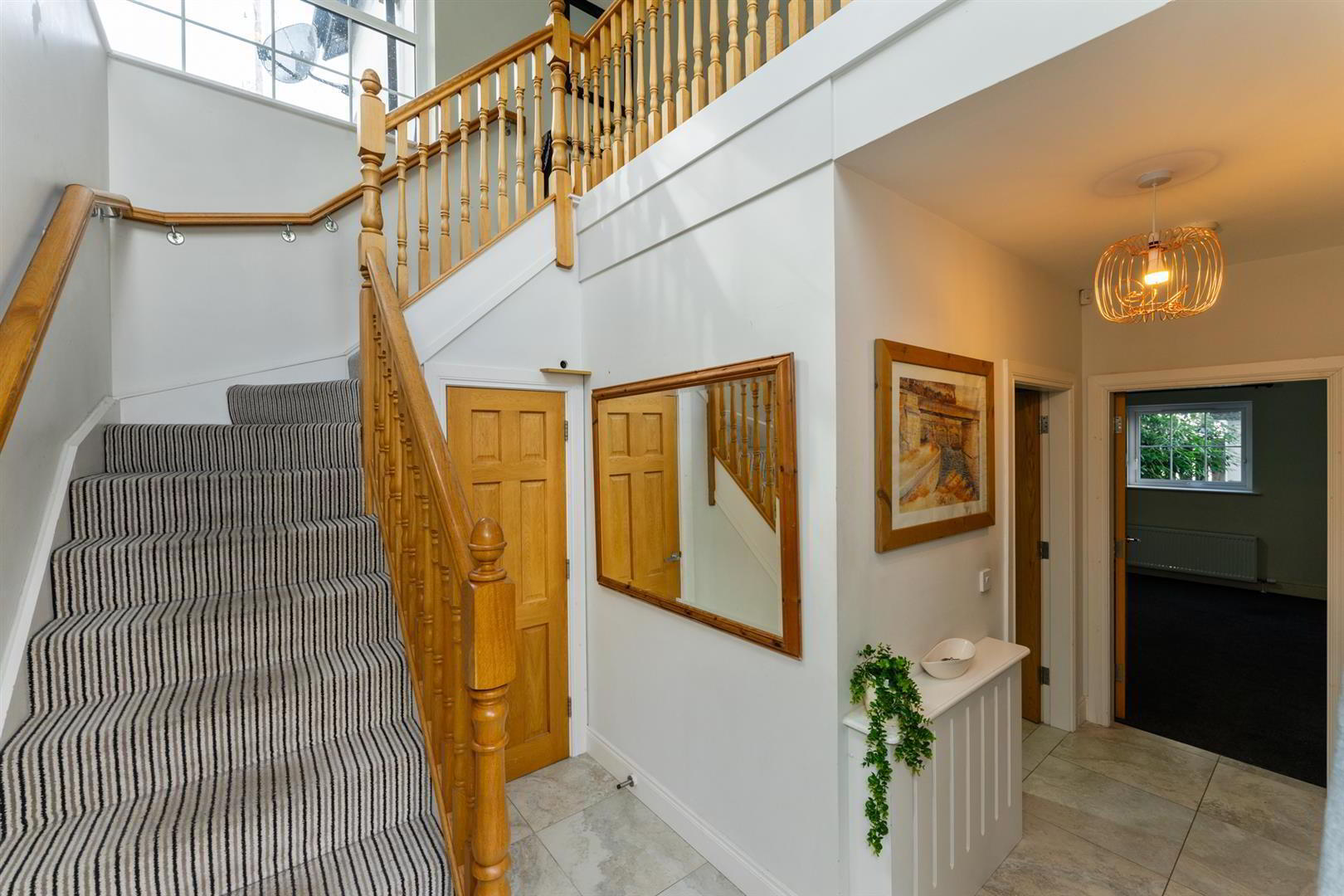 2 Mountpleasant Drive 3 of 27