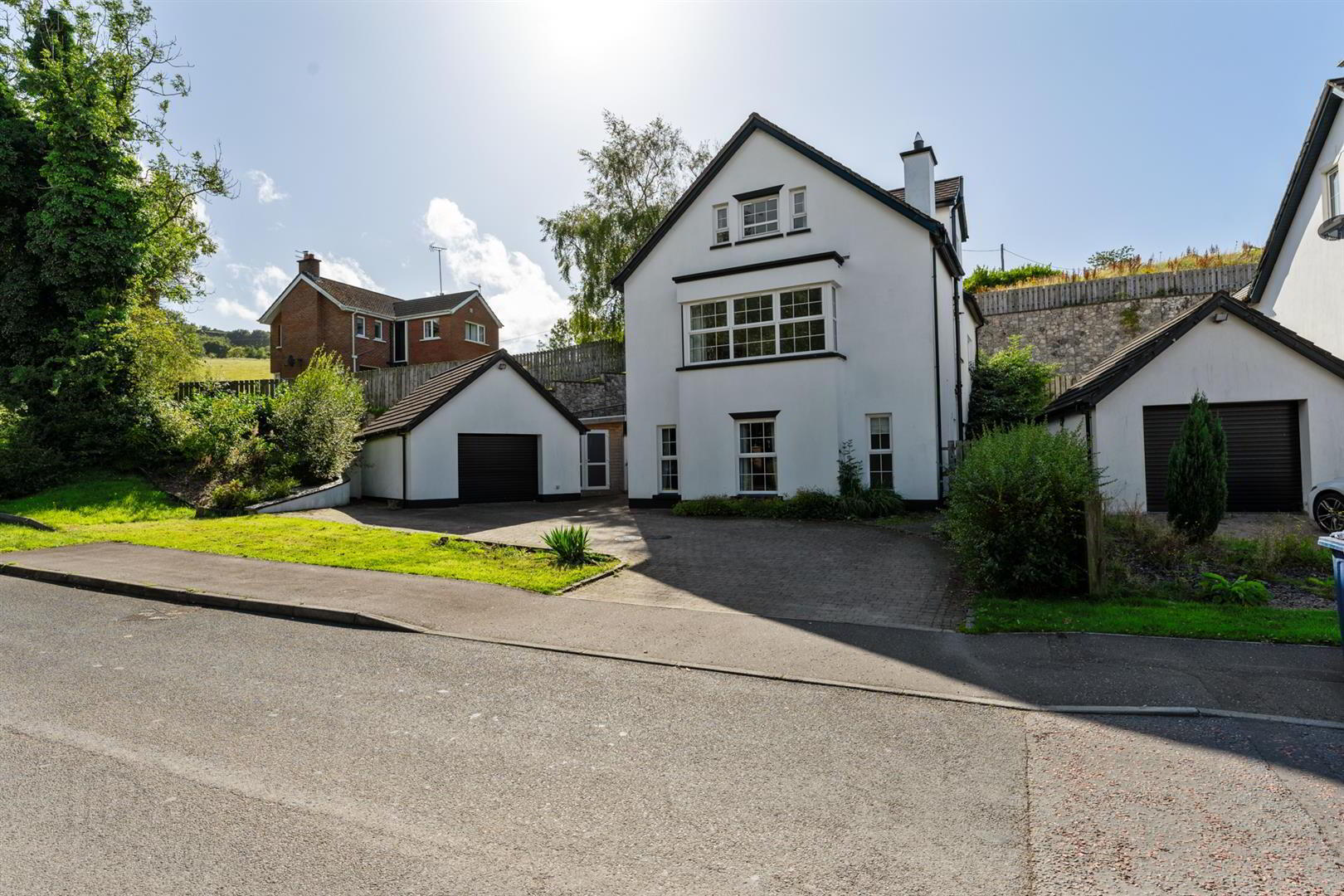 2 Mountpleasant Drive 1 of 27