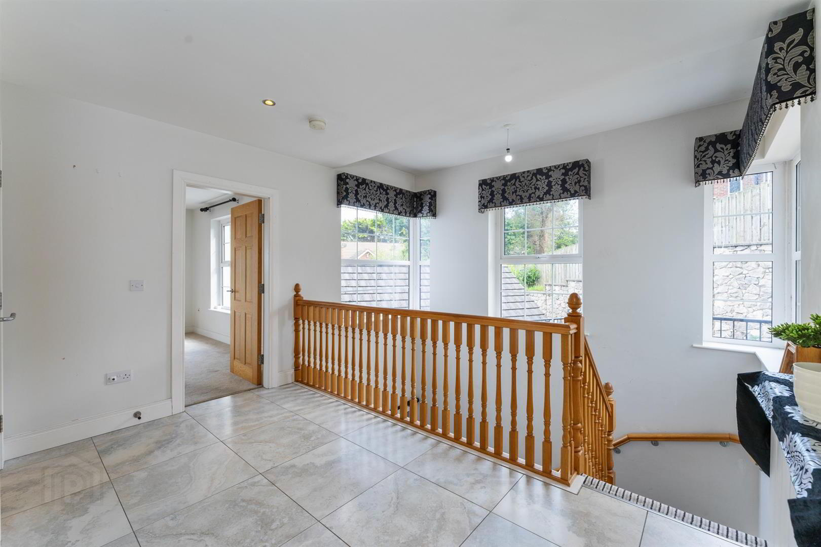 2 Mountpleasant Drive 15 of 27