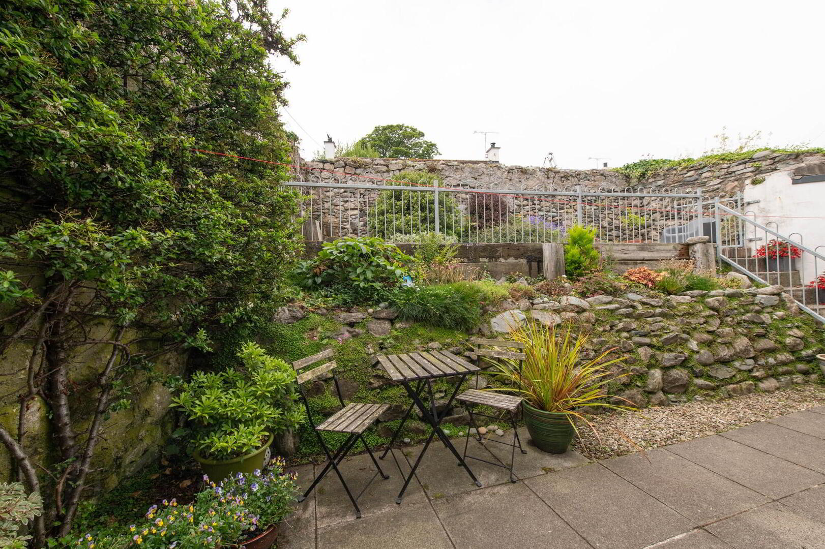 'Rock House', 159 Central Promeande 37 of 38