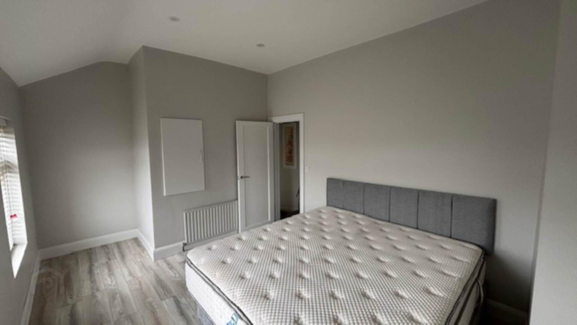9 Patrick Street 6 of 9