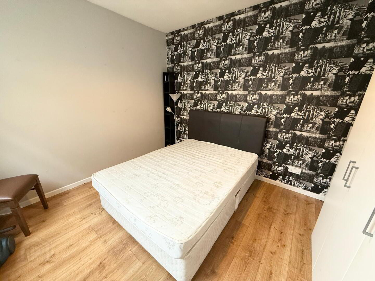 Flat A, 156 Newtownards Road 5 of 6