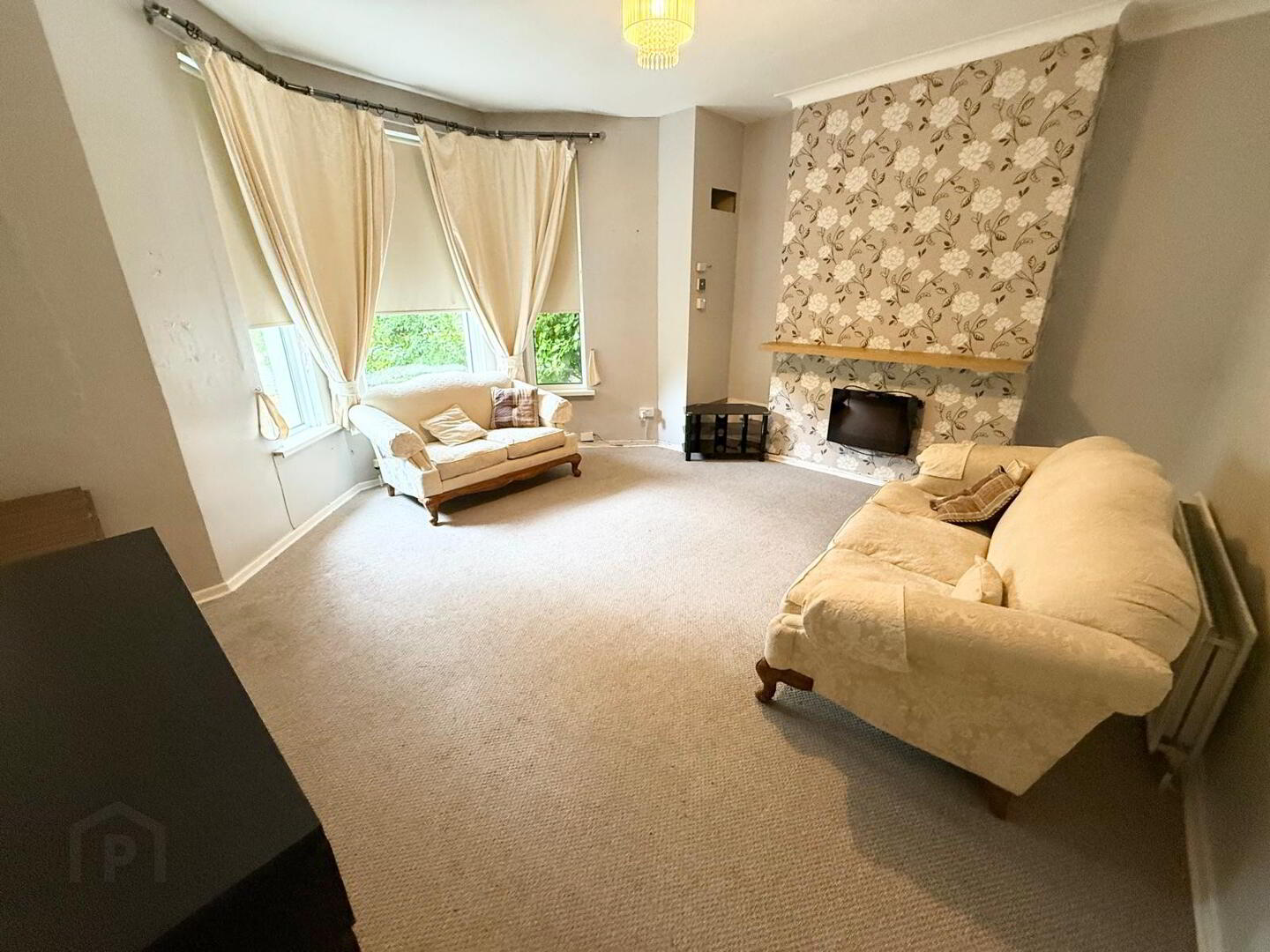 Flat A, 156 Newtownards Road 2 of 6