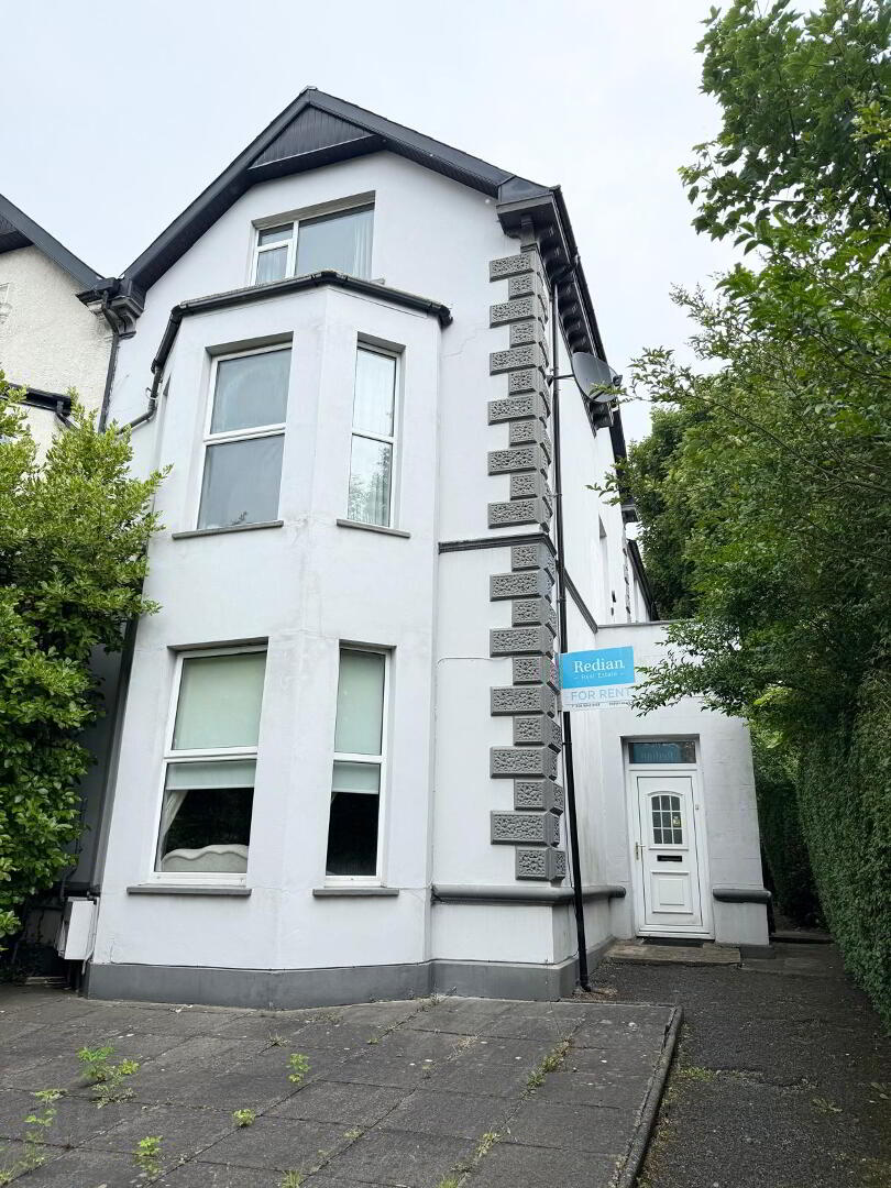 Flat A, 156 Newtownards Road 1 of 6