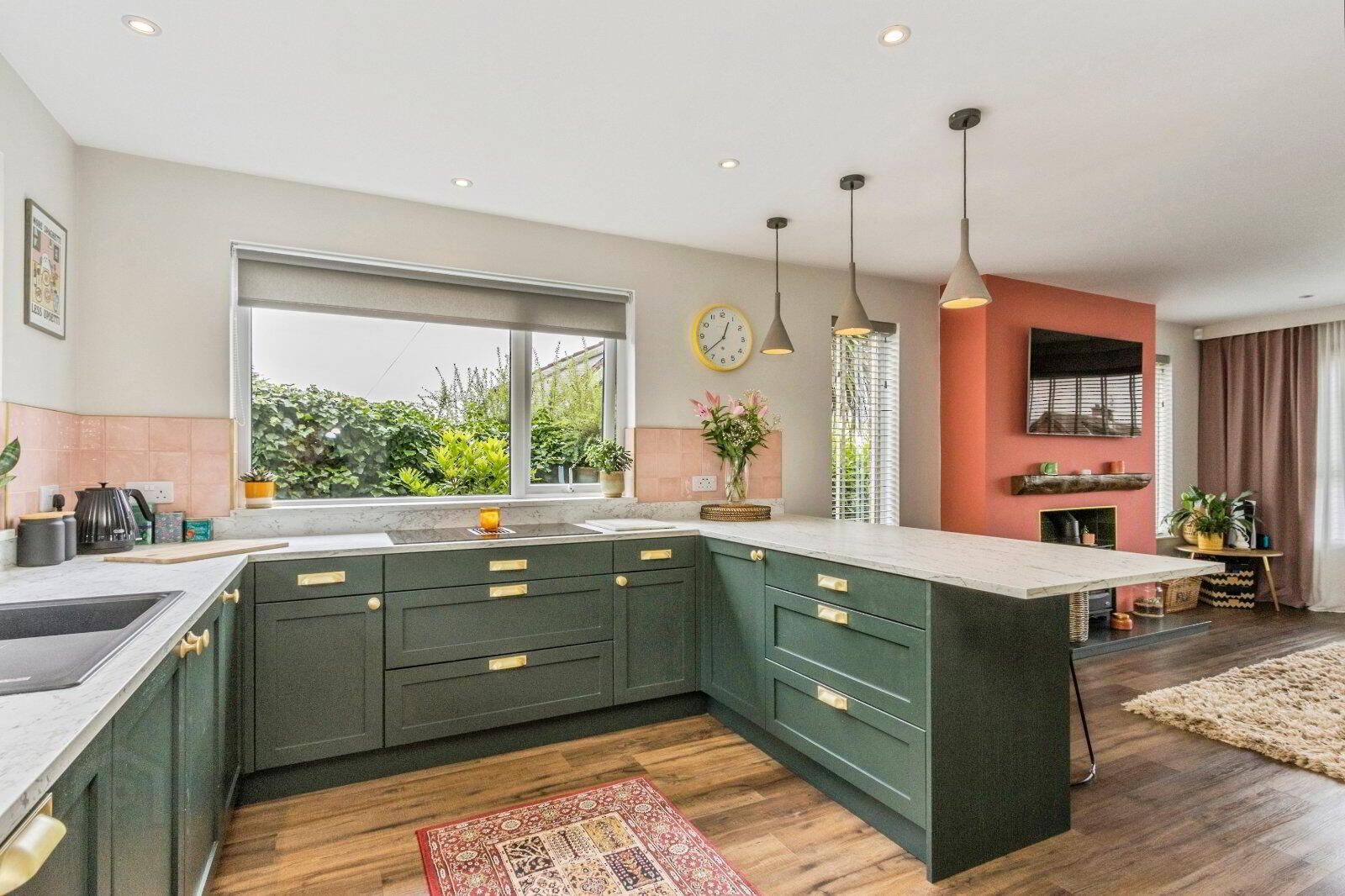 23 Strangford Heights 8 of 21