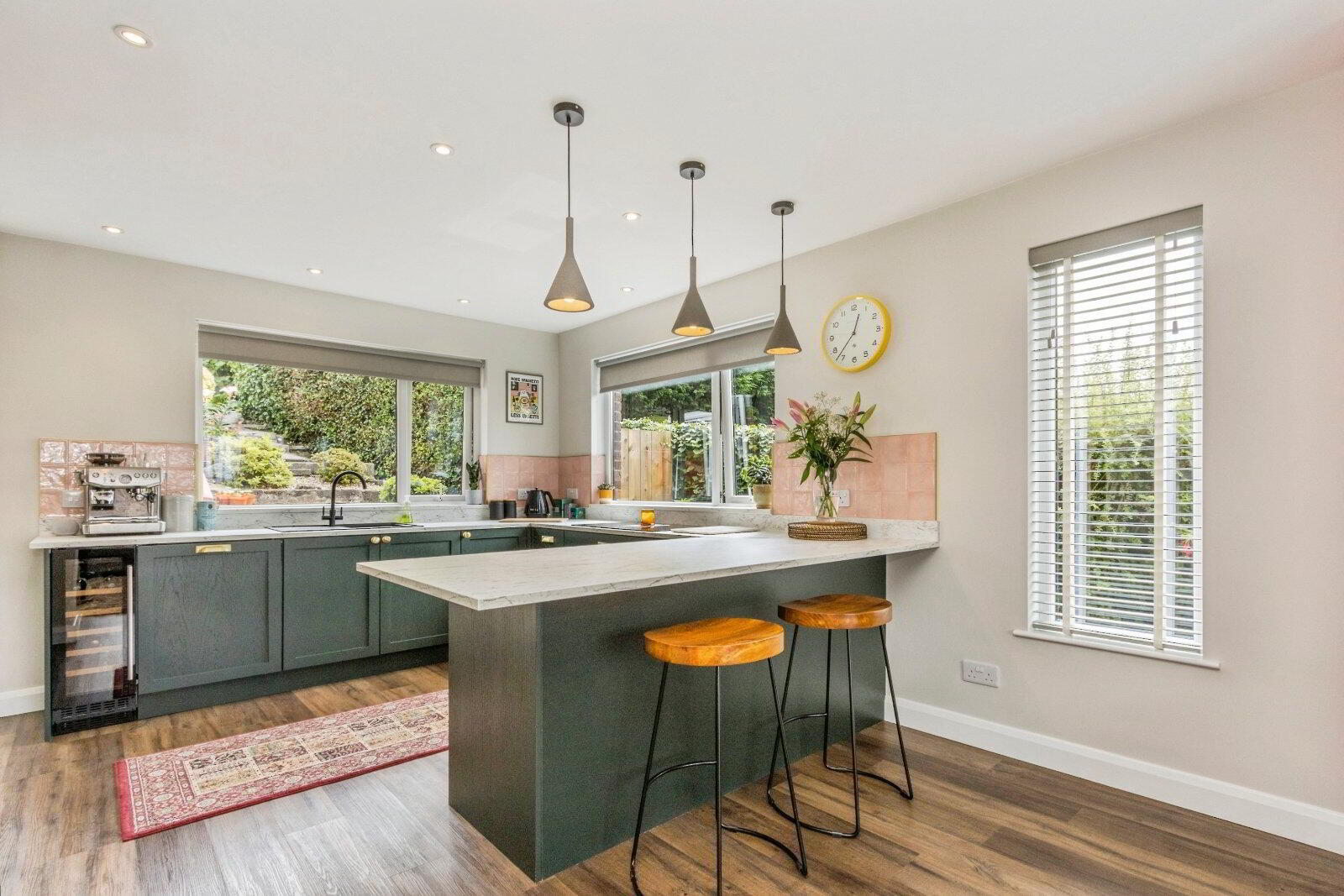 23 Strangford Heights 9 of 21