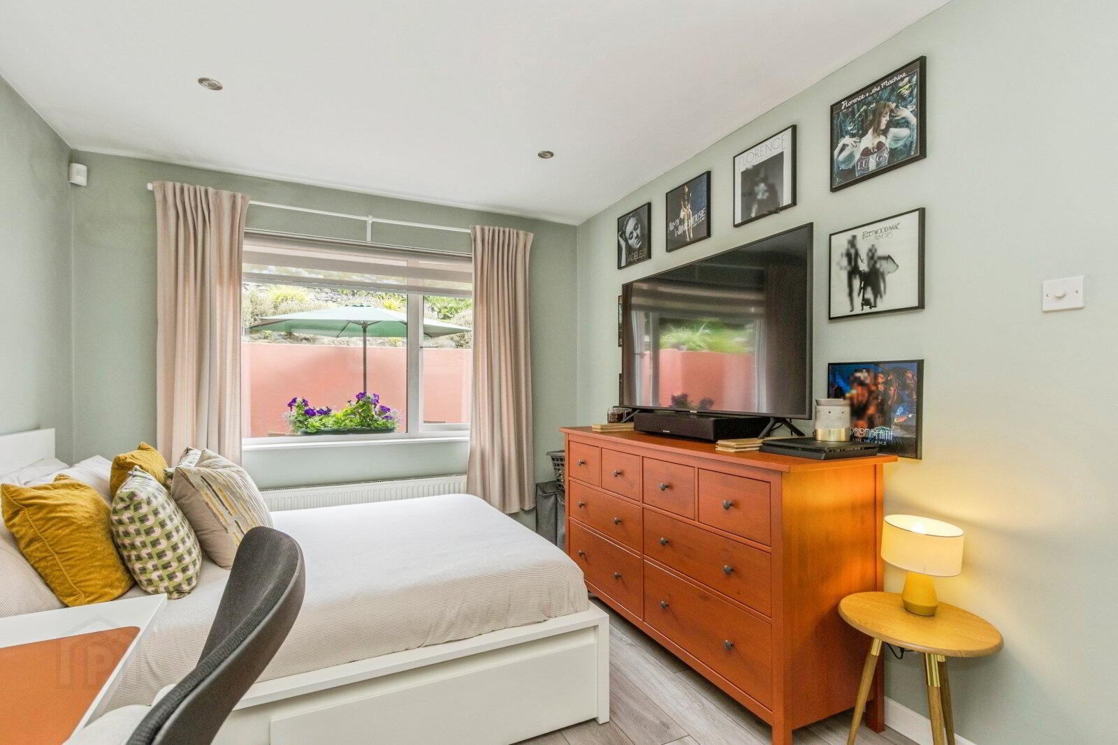23 Strangford Heights 15 of 21