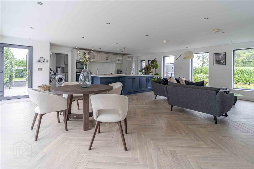 21 Comber Road 20 of 54