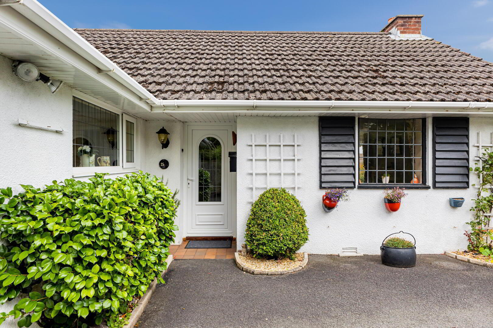 25 Londonderry Avenue 3 of 31