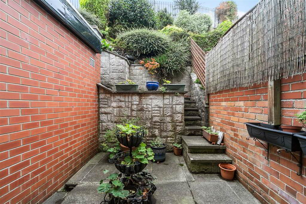 139 Knockbreda Park 33 of 33