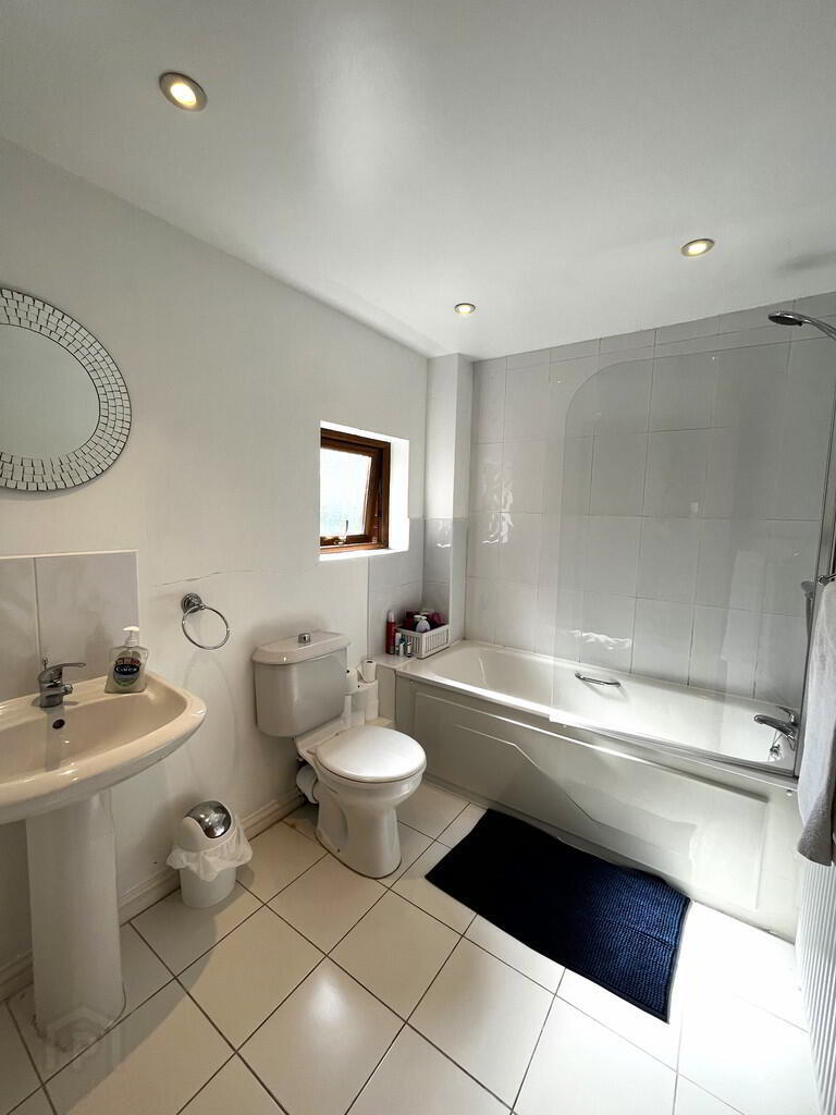 22b Wynford Street 7 of 8