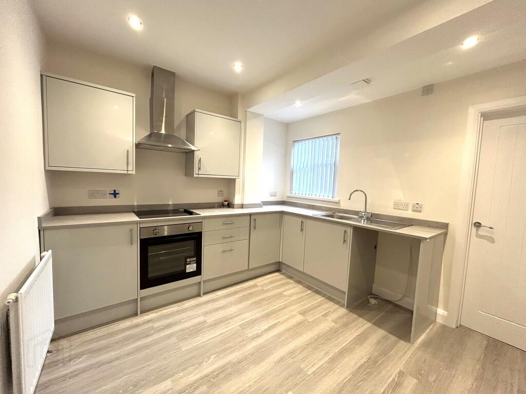 7 Heatherbell Street 3 of 8