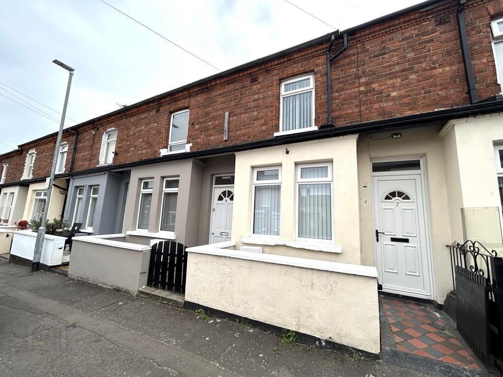 7 Heatherbell Street 1 of 8