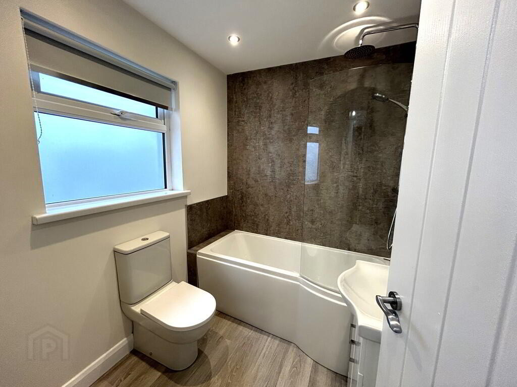 7 Heatherbell Street 7 of 8