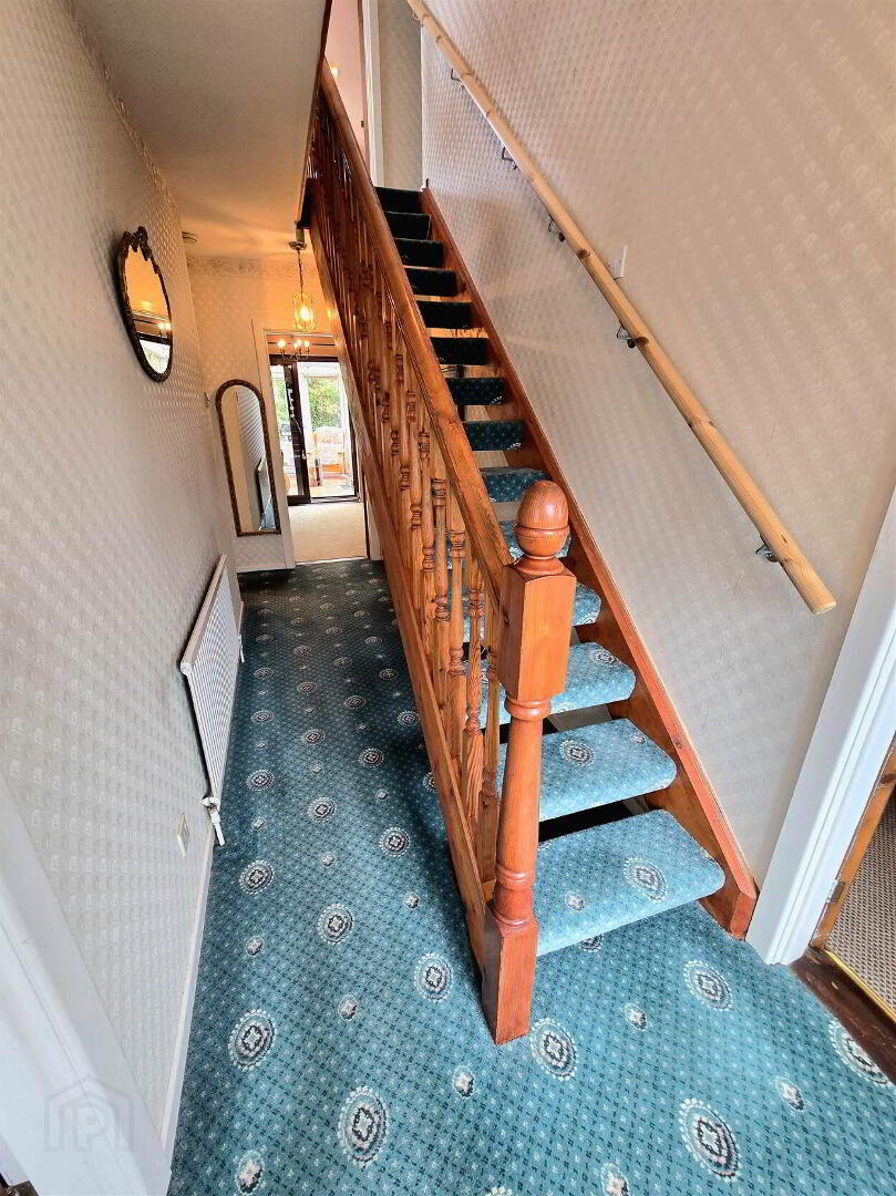 12 Parkland Avenue 3 of 21