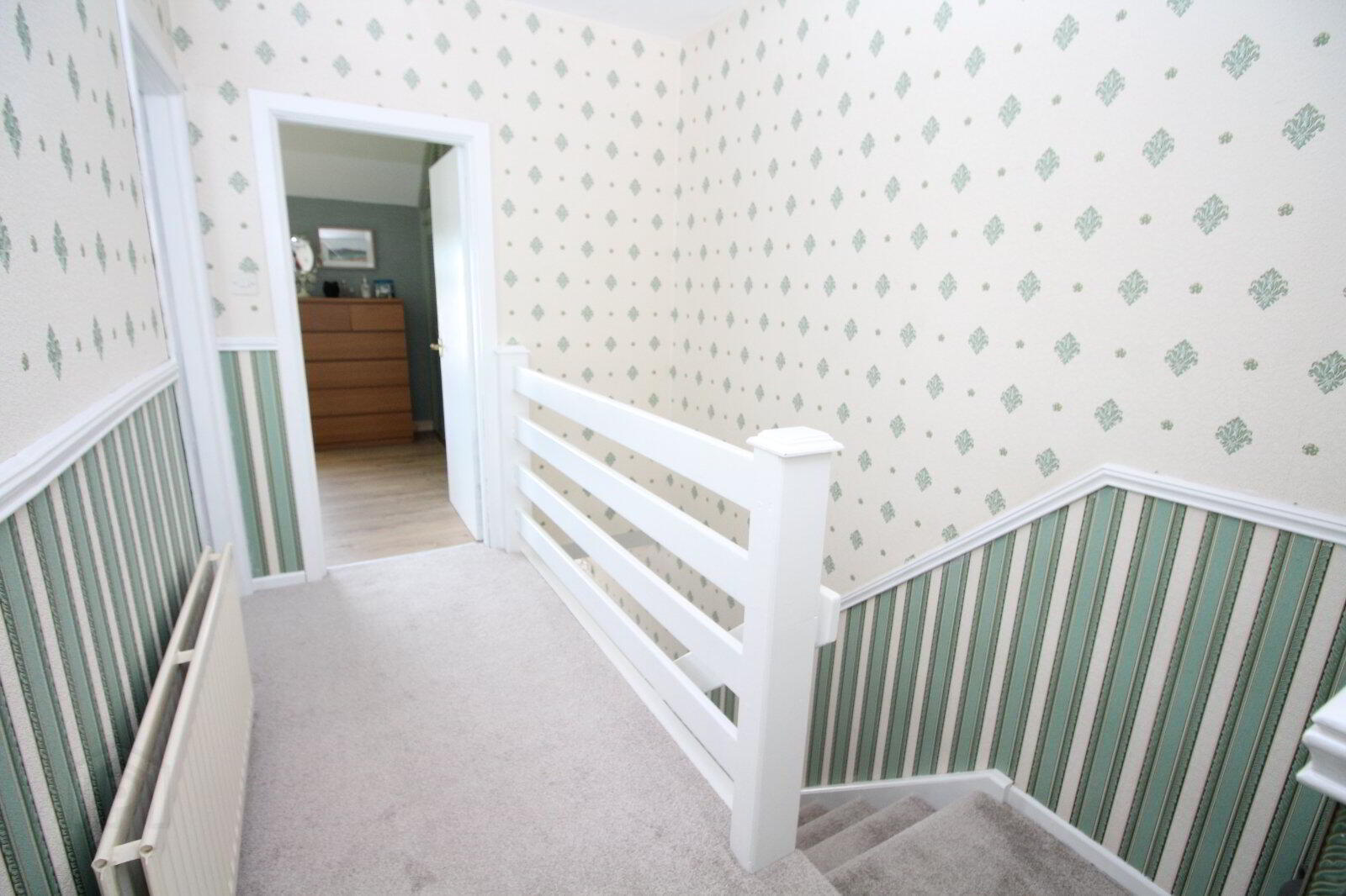 4 Hillhead Road 10 of 13