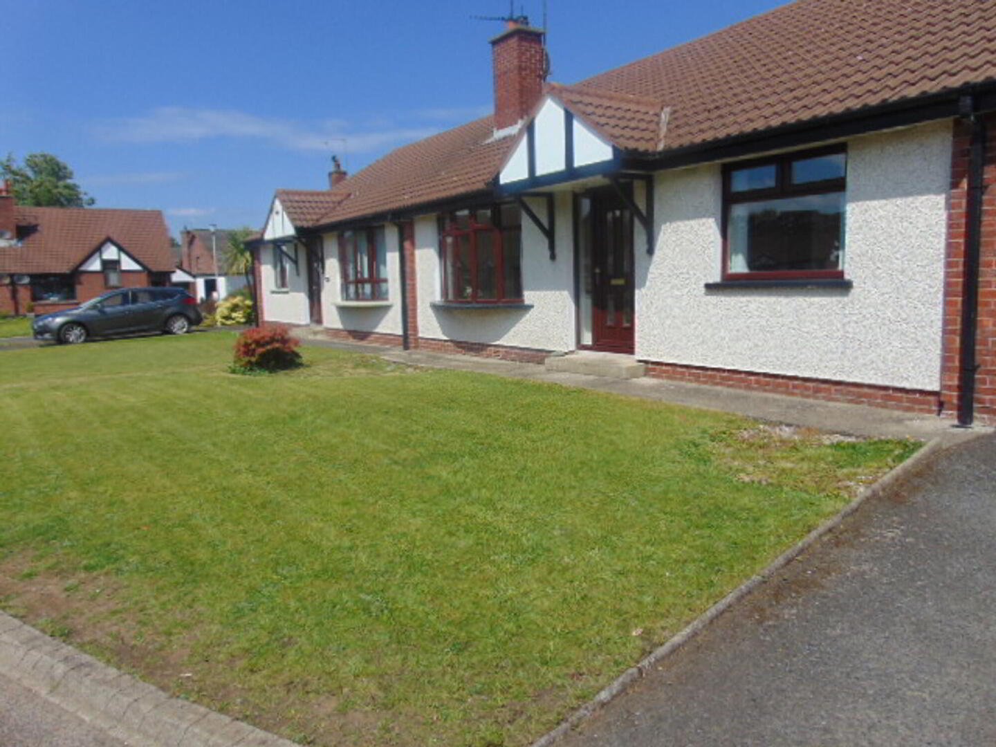 62 Avonbrook Gardens 1 of 10
