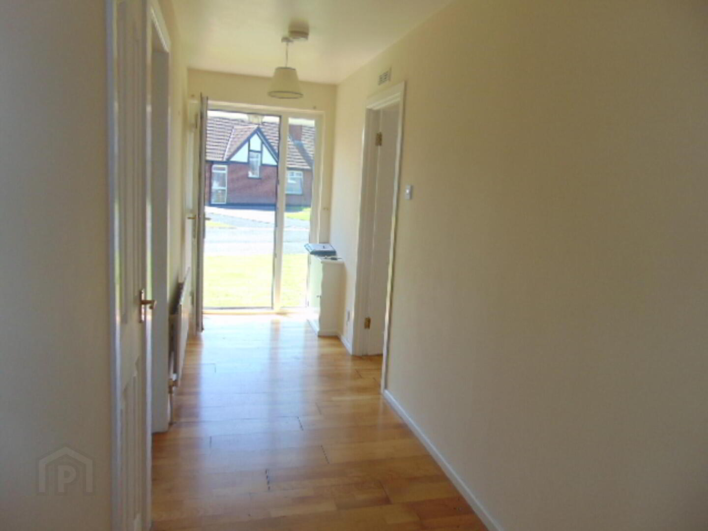 62 Avonbrook Gardens 2 of 10