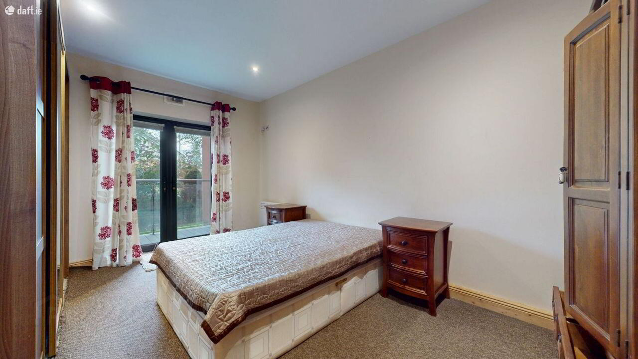 Apartment 4 Russell Court 14 of 20