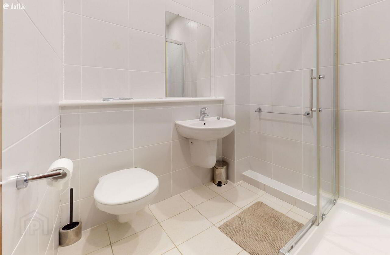 Apartment 4 Russell Court 15 of 20