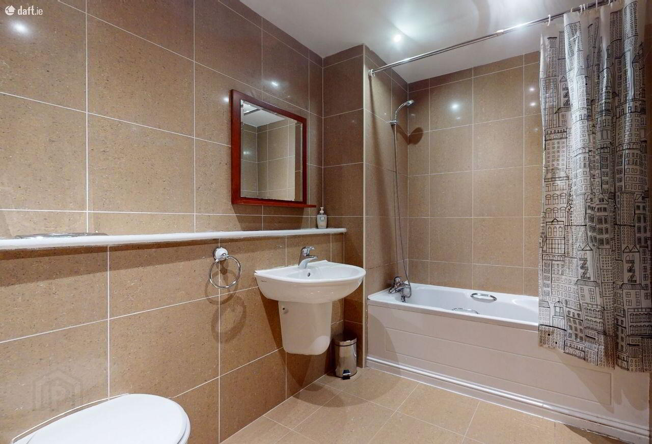Apartment 4 Russell Court 17 of 20
