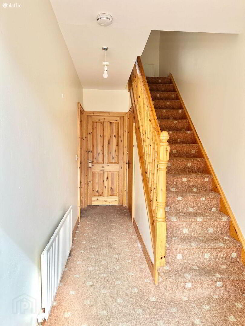 5 Chapel Court 2 of 9