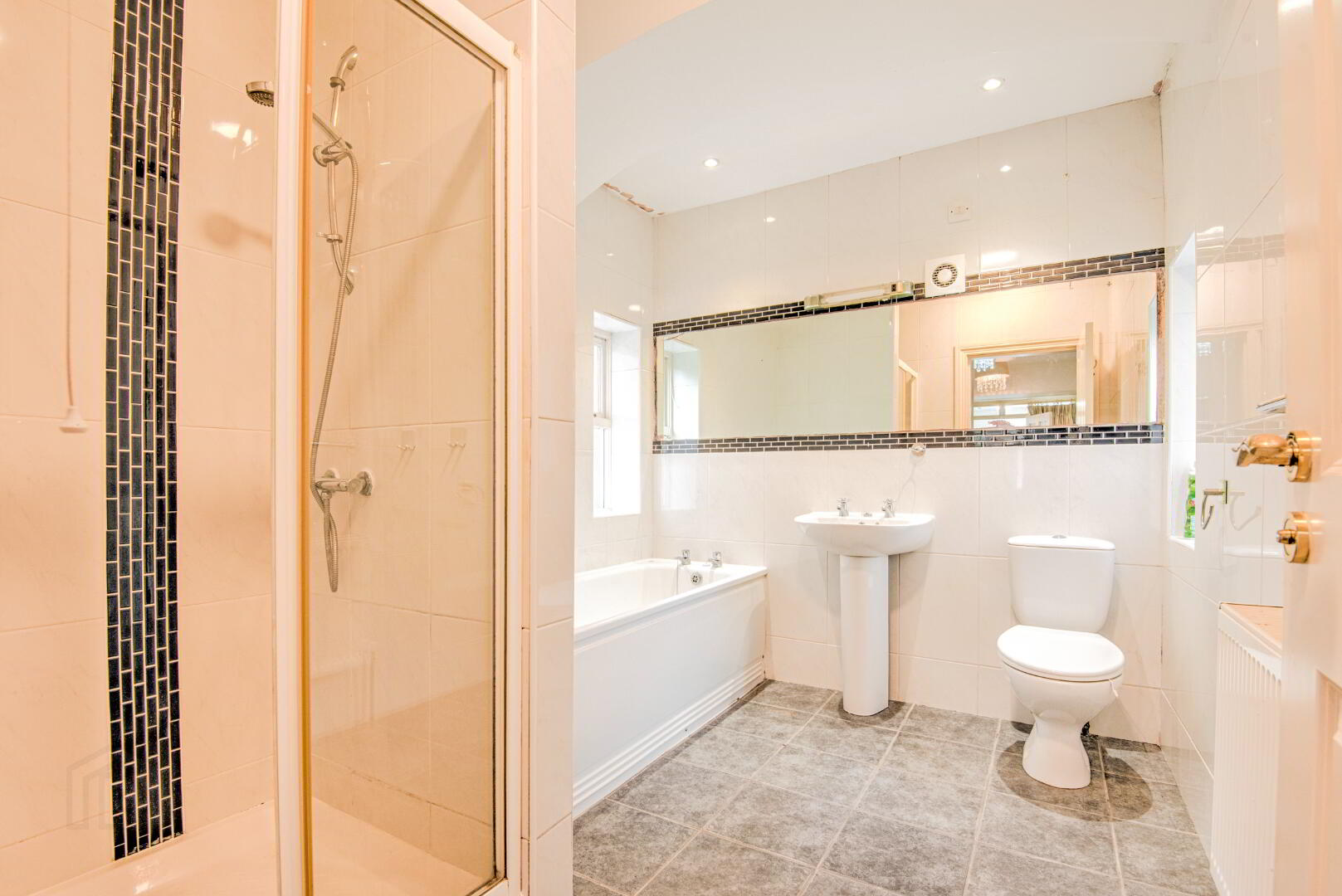 Unit 1, 2 Victoria Street 13 of 13
