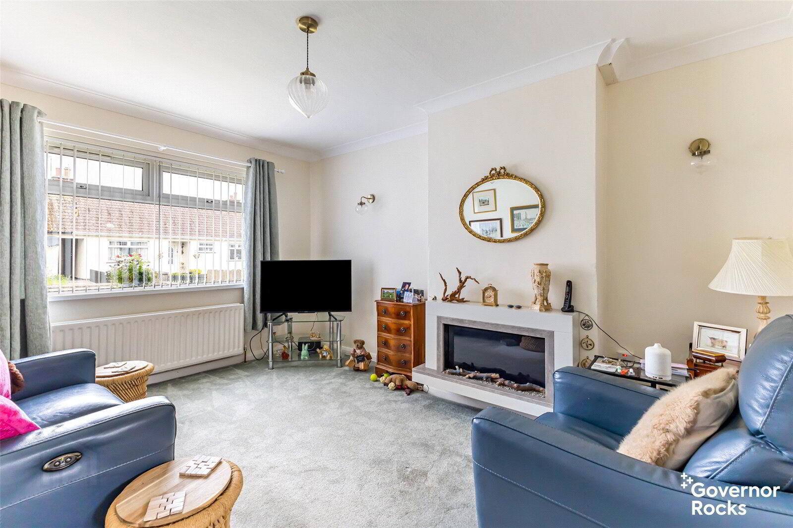 19 Springwell Gardens 2 of 24