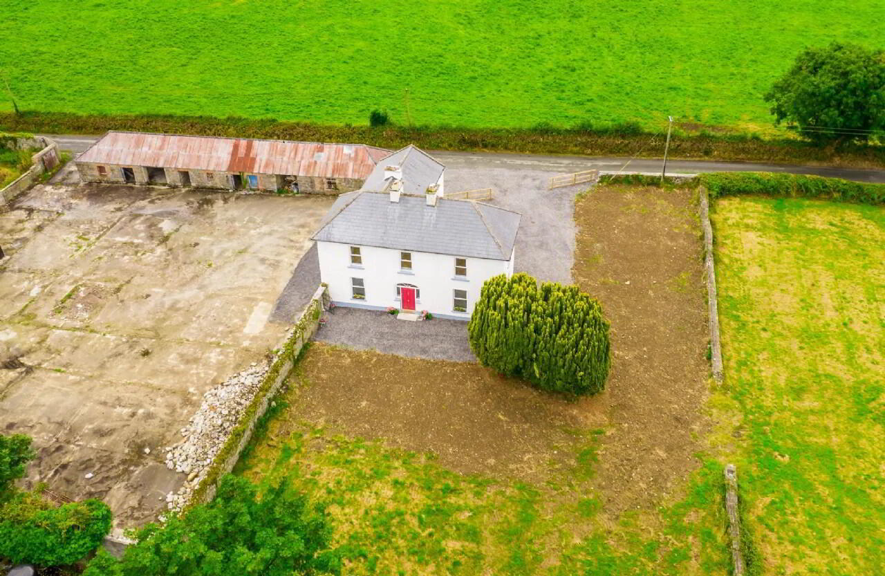 Claras House, Claras 35 of 37