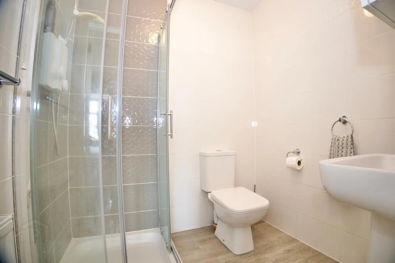 10 Woodville Crescent 22 of 28