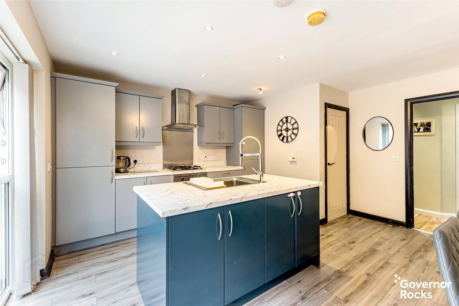 16 Shaftesbury Avenue 9 of 35