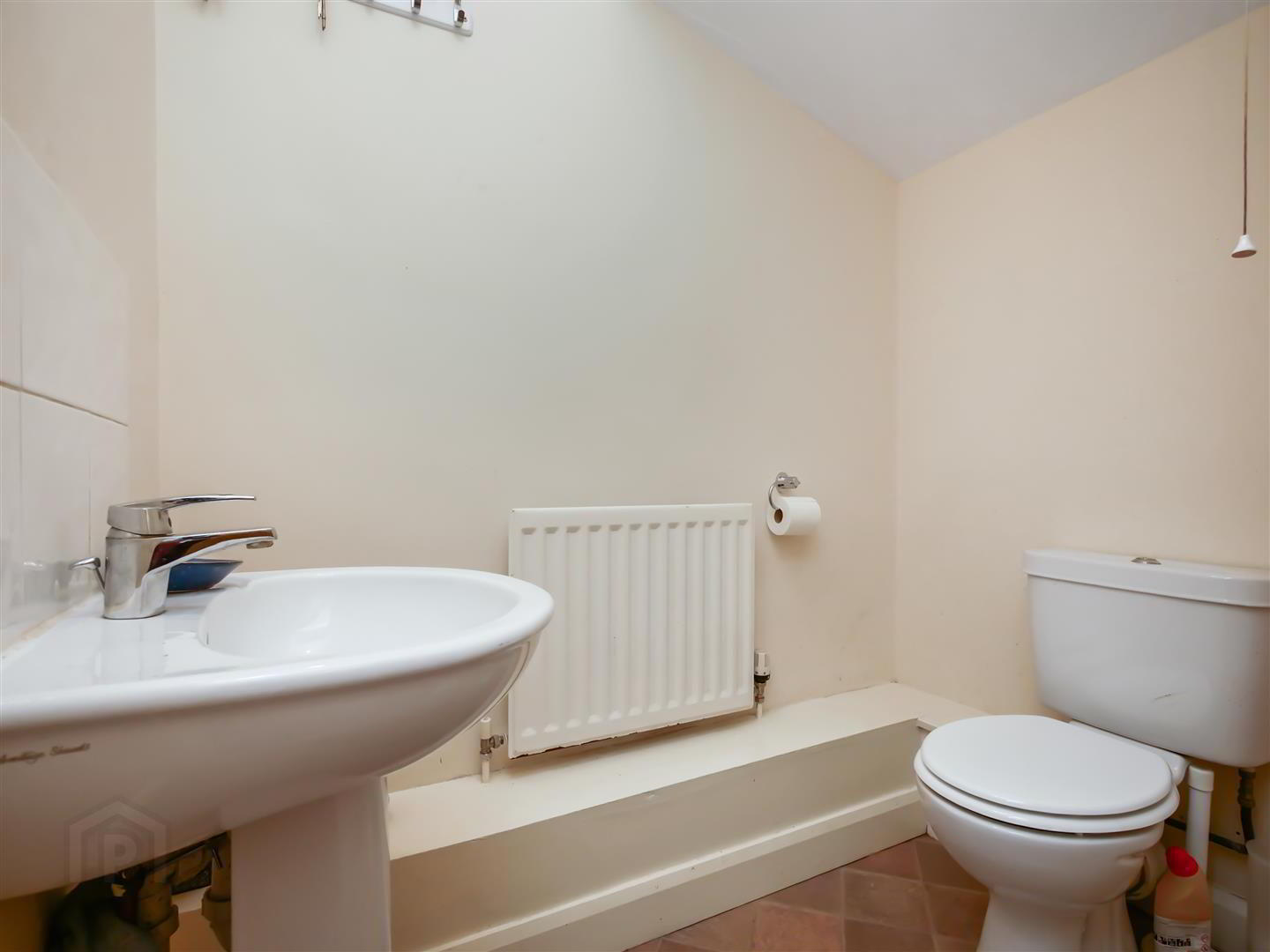 12 Halcombe Street 4 of 23