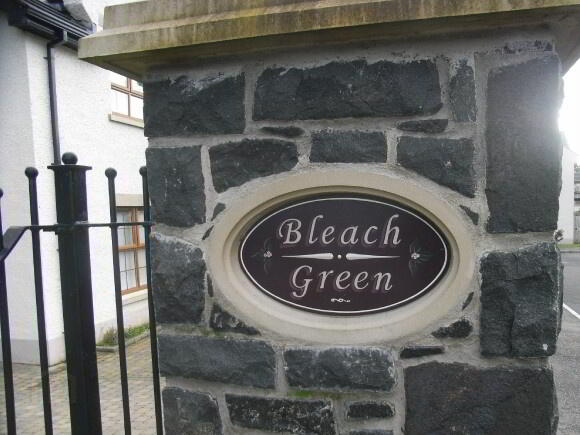 33 Bleach Green 4 of 23
