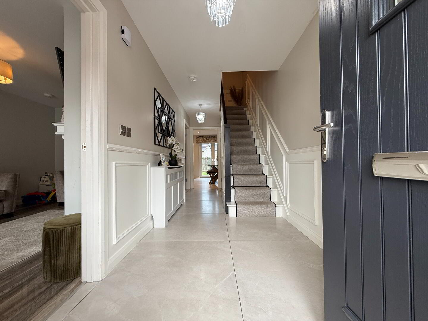 16 Bannfield Way 3 of 25